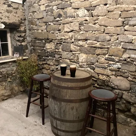 Glamping Glor Na D'tonnta Glamping Sligo